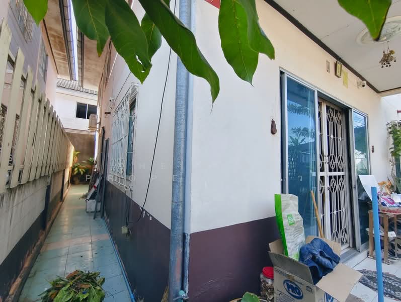 สวนทิพย์ 4, Nakhon Pathom, Om Yai, Sam Phran, Nakhon Pathom, 3 Bedrooms, 150 sqm, Semi-Detached House (Twin House) For Sale, by The Best Property บิว, 500223491 - DDproperty.com