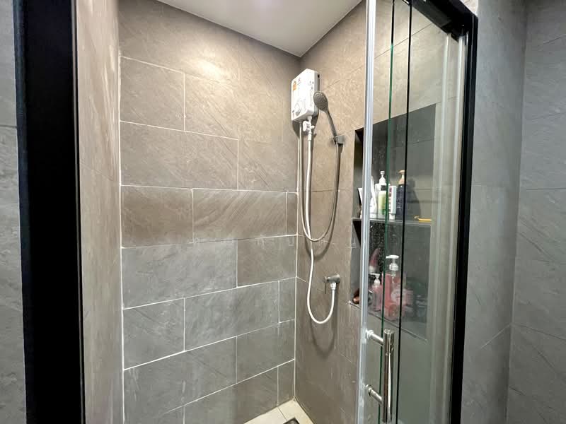 The Livin Phetkasem, Bangkok, 689 Petchkasem Road, Bang Wa, Phasi Charoen, Bangkok, 1 Bedroom, 24 sqm, Condo For Sale, by คุณกัปตัน, 500223528 - DDproperty.com