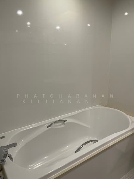 Siri Residence, Bangkok, 21 Soi Sukhumvit 24, Khong Tan, Khlong Toei, Bangkok, 2 Bedrooms, 94 sqm, Condo For Rent, by Phatcharanan Kittiananchat, 500223541 - DDproperty.com