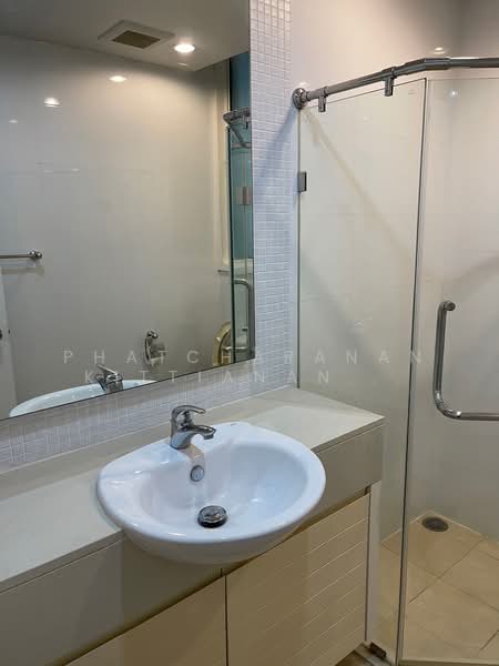 Siri Residence, Bangkok, 21 Soi Sukhumvit 24, Khong Tan, Khlong Toei, Bangkok, 2 Bedrooms, 94 sqm, Condo For Rent, by Phatcharanan Kittiananchat, 500223541 - DDproperty.com