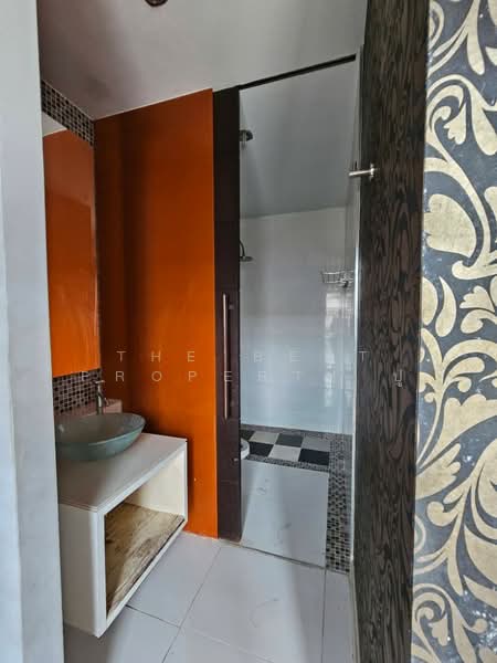 หมู่บ้านเพชรอนันต์ ลำลูกกา-คลอง4, Pathum Thani, Lat Sawai, Lam Luk Ka, Pathum Thani, 3 Bedrooms, 120 sqm, Townhouse For Sale, by The Best Property ปู, 500223548 - DDproperty.com