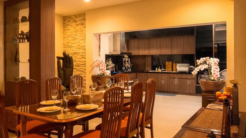 ให้เช่าบ้านเดี่ยว 4 ห้องนอน แม่เหียะ เชียงใหม่ | ใกล้โรงเรียนนานาชาติ, เชียงใหม่, แม่เหียะ, เมืองเชียงใหม่, เชียงใหม่, 250 ตร.ม., บ้านเดี่ยว ให้เช่า, โดย เอลียาห์ ริดจ์ลี่ย์, 500223550 - DDproperty.com