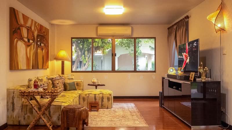 4-Bedroom House for Rent in Mae Hia, Chiang Mai | Near International Schools, Chiang Mai, Mae Hia, Muang Chiang Mai, Chiang Mai, 4 Bedrooms, 250 sqm, Single Detached House For Rent, by Elijah Ridgley, 500223550 - DDproperty.com