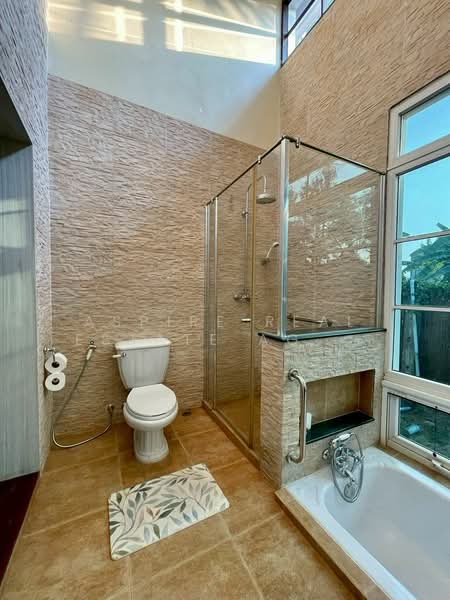 1-Storey Corner Detached House, Soi Punnavithi 40 (Sukhumvit 101), Bangkok, Bang Chak, Phra Khanong, Bangkok, 2 Bedrooms, 235 sqm, Single Detached House For Sale, by Aspire Real Estate Agency Co., Ltd., 500223555 - DDproperty.com