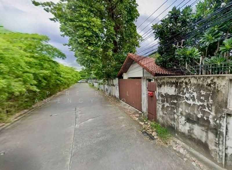 1-Storey Corner Detached House, Soi Punnavithi 40 (Sukhumvit 101), Bangkok, Bang Chak, Phra Khanong, Bangkok, 2 Bedrooms, 235 sqm, Single Detached House For Sale, by Aspire Real Estate Agency Co., Ltd., 500223555 - DDproperty.com