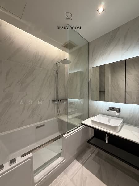 The Room Sukhumvit 38, Bangkok, Soi Sukhumvit 38, Phra Kanong, Khlong Toei, Bangkok, 1 Bedroom, 45 sqm, Condo For Rent, by Aom Hatairat, 500223559 - DDproperty.com