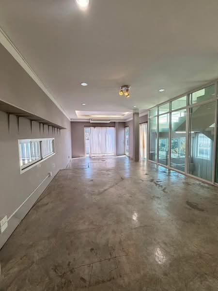 ให้เช่า - บางกะปิ, กรุงเทพ