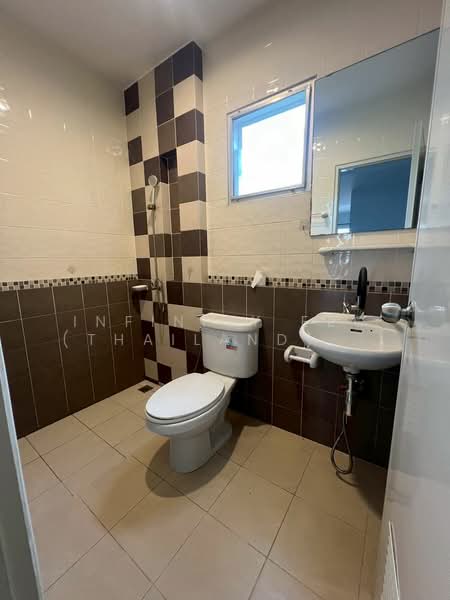 Village Park Sriracha, Chon Buri (Pattaya), Laem Chabang, Bang Lamung, Bang Lamung (Pattaya), Chon Buri (Pattaya), 3 Bedrooms, 208 sqm, Single Detached House For Rent, by Infinity EEC (Thailand) Co., Ltd., 500223564 - DDproperty.com