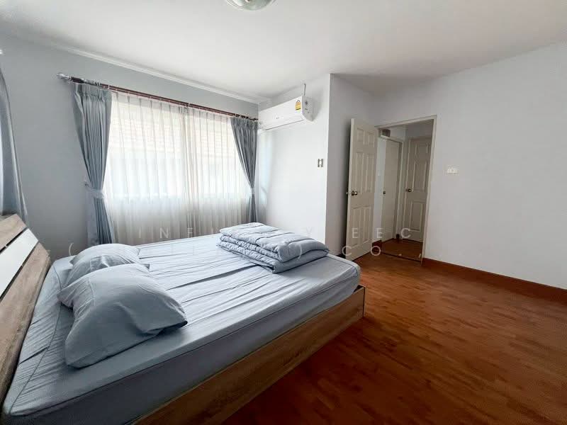 Village Park Sriracha, Chon Buri (Pattaya), Laem Chabang, Bang Lamung, Bang Lamung (Pattaya), Chon Buri (Pattaya), 3 Bedrooms, 208 sqm, Single Detached House For Rent, by Infinity EEC (Thailand) Co., Ltd., 500223564 - DDproperty.com