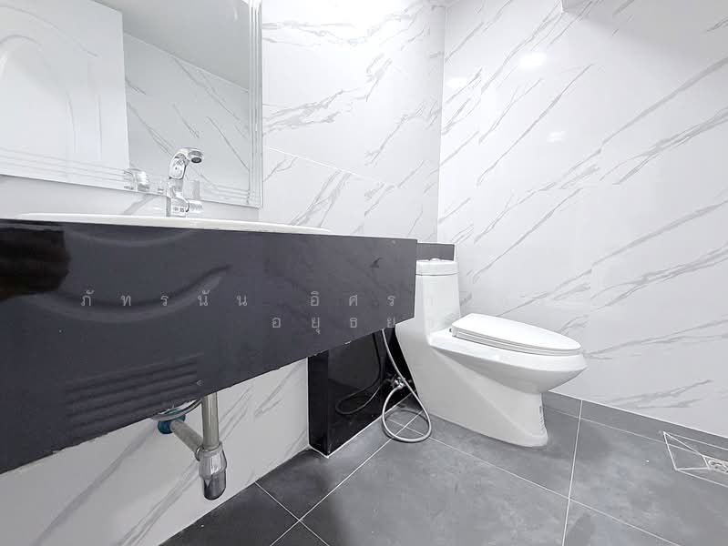 บ้านภัทรทรัพย์ ซอยเปียร์นนท์3 ถนนลำลูกกา ต.คูคต อ.ลำลูกกา จ.ปทุมธานี, ปทุมธานี, ลำลูกกา, คูคต, ลำลูกกา, ปทุมธานี, 158 ตร.ม., บ้านแฝด ขาย, โดย ภัทรนัน อิศรางกูร ณ อยุธยา, 500223576 - DDproperty.com