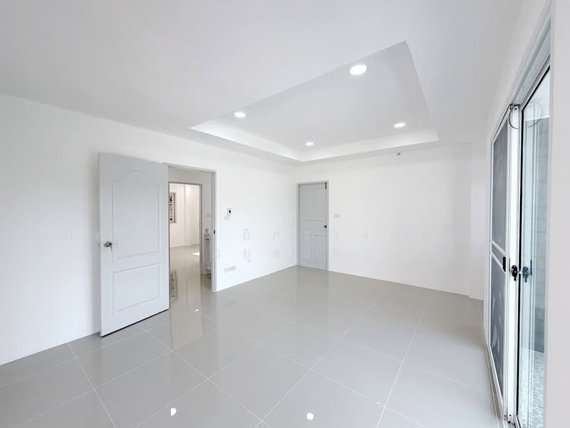 บ้านภัทรทรัพย์ ซอยเปียร์นนท์3 ถนนลำลูกกา ต.คูคต อ.ลำลูกกา จ.ปทุมธานี, Pathum Thani, ลำลูกกา, Khu Khot, Lam Luk Ka, Pathum Thani, 3 Bedrooms, 158 sqm, Semi-Detached House (Twin House) For Sale, by ภัทรนัน อิศรางกูร ณ อยุธยา, 500223576 - DDproperty.com