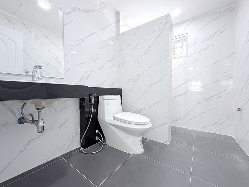 บ้านภัทรทรัพย์ ซอยเปียร์นนท์3 ถนนลำลูกกา ต.คูคต อ.ลำลูกกา จ.ปทุมธานี, ปทุมธานี, ลำลูกกา, คูคต, ลำลูกกา, ปทุมธานี, 158 ตร.ม., บ้านแฝด ขาย, โดย ภัทรนัน อิศรางกูร ณ อยุธยา, 500223576 - DDproperty.com