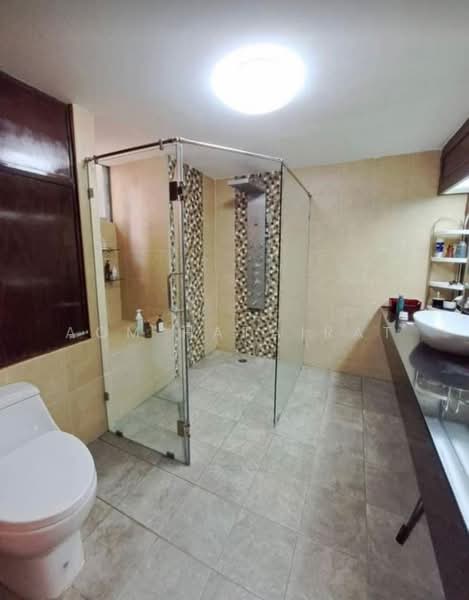 Tai Ping Towers, Bangkok, 582 Soi Sukhumvit 63, Khlong Tan Nua, Watthana, Bangkok, 4 Bedrooms, 252 sqm, Condo For Rent, by Aom Hatairat, 500223579 - DDproperty.com
