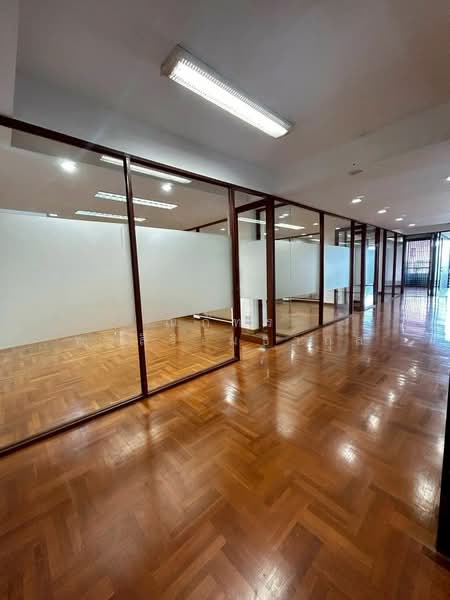 ให้เช่าอาคารพาณิชย์ 4 ชั้น ใกล้สนามบินสุวรรณภูมิ 860 ตรม., สมุทรปราการ, ราชาเทวะ, บางพลี, สมุทรปราการ, 860 ตร.ม., ตึกแถว-อาคารพาณิชย์ ให้เช่า, โดย ณภัทร พรสิริเมธากุล, 500223588 - DDproperty.com