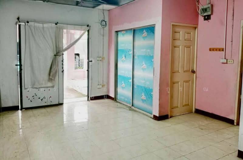 บ้านพรจิรา ลำลูกกา-คลอง 7 ถนนลำลูกกา ตำบลบึงคำพร้อย อำเภอลำลูกกา จังหวัดปทุมธานี, Pathum Thani, ลำลูกกา, Bung Kham Proi, Lam Luk Ka, Pathum Thani, 2 Bedrooms, 128 sqm, Townhouse For Sale, by ภัทรนัน อิศรางกูร ณ อยุธยา, 500223595 - DDproperty.com