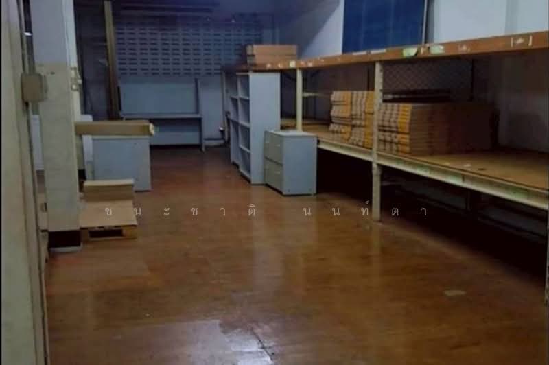 อาคารพาณิชย์ เนื้อที่ 72 ตร.ว. ซอยลาดพร้าว 45, กรุงเทพ, ลาดพร้าว, สามเสนนอก, ห้วยขวาง, กรุงเทพ, 900 ตร.ม., ตึกแถว-อาคารพาณิชย์ ขาย, โดย ชนะชาติ นนท์ตา, 500223597 - DDproperty.com