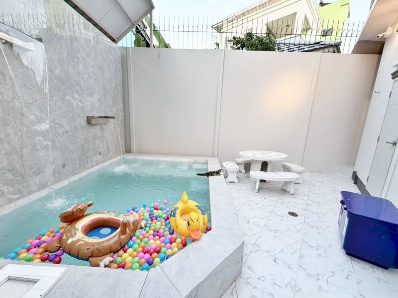 อาคาร ติดถนน ข้าวหลาม บางแสน, Chon Buri (Pattaya), ข้าวหลาม, Saen Suk, Muang Chon Buri, Chon Buri (Pattaya), , 350 sqm, Office Space For Sale, by ธีรพล สกุลเอก, 500223604 - DDproperty.com