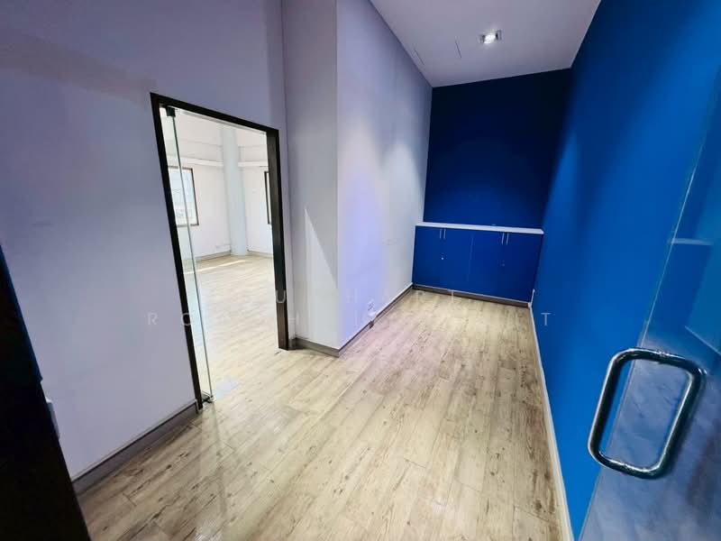 Office and Warehouse for Rent size 1,315 sqm., Udom Suk area., Bangkok, sukhumvit 66/1, Bang Chak, Phra Khanong, Bangkok, , 1,315 sqm, Office Space For Rent, by Suchart Roachthavilit, 500223609 - DDproperty.com