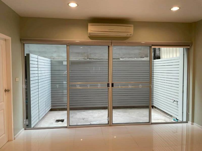 Noble Cube Pattanakarn : โนเบิล คิวบ์ พัฒนาการ, กรุงเทพ, ถนนพัฒนาการ, สวนหลวง, สวนหลวง, กรุงเทพ, 200 ตร.ม., ทาวน์เฮ้าส์ ให้เช่า, โดย ณภัทร พรสิริเมธากุล, 500223622 - DDproperty.com