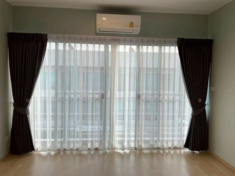 Noble Cube Pattanakarn, Bangkok, Phatthanakan Road, Suan Luang, Suan Luang, Bangkok, 3 Bedrooms, 200 sqm, Townhouse For Rent, by ณภัทร พรสิริเมธากุล, 500223622 - DDproperty.com