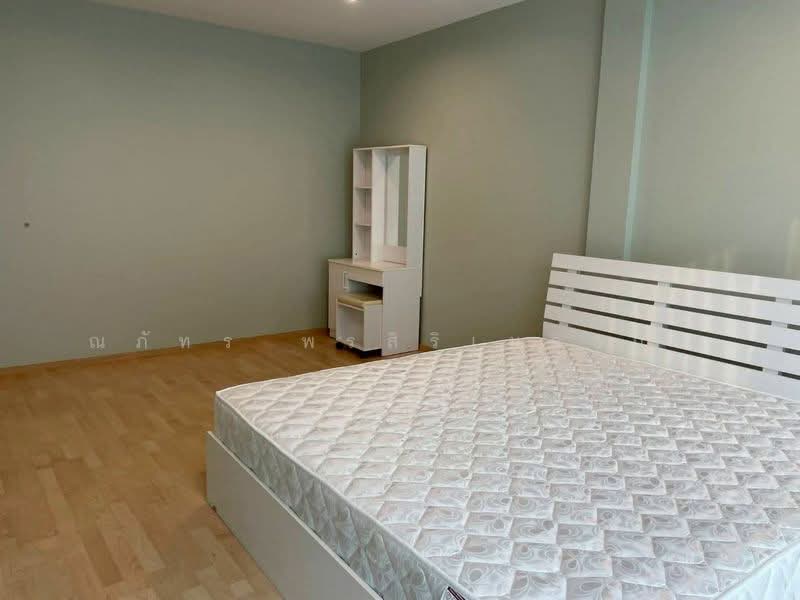 Noble Cube Pattanakarn, Bangkok, Phatthanakan Road, Suan Luang, Suan Luang, Bangkok, 3 Bedrooms, 200 sqm, Townhouse For Rent, by ณภัทร พรสิริเมธากุล, 500223622 - DDproperty.com