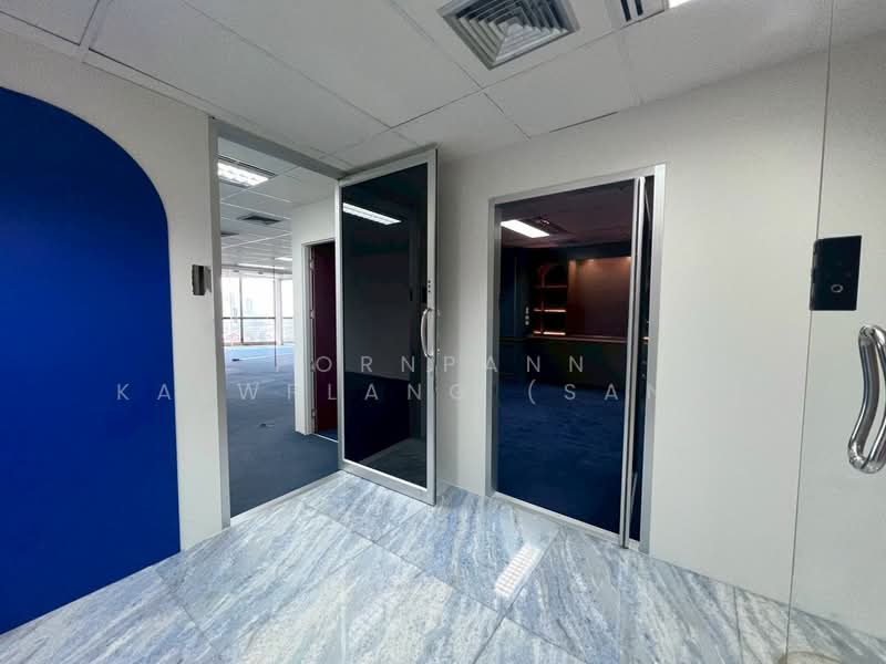 Prime 228 sqm Office Space @ Silom-Surasak | Near BTS & Expressway – Central Business District, Bangkok, Silom, Bang Rak, Bangkok, , 228 sqm, Office Space For Rent, by Pornpann Kaewplang (Sand), 500223638 - DDproperty.com