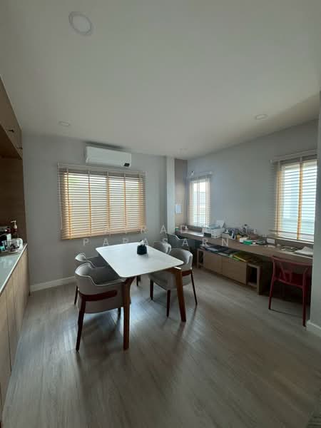 Centro Srinakarin-Bangna, Bangkok, Chaloem Phrakiat Rama 9 Road, Nong Bon, Prawet, Bangkok, 3 Bedrooms, 190 sqm, Single Detached House For Rent, by Airada Parasarn, 500223677 - DDproperty.com