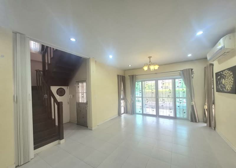 Baan Burirom Wongwaen - Pinklao บ้านบุรีรมย์ วงแหวน - ปิ่นเกล้า, Nonthaburi, Plai Bang, Bang Kruai, Nonthaburi, 3 Bedrooms, 140 sqm, Semi-Detached House (Twin House) For Sale, by กรกฤตย์ บุญสระ, 500223683 - DDproperty.com