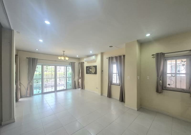 Baan Burirom Wongwaen - Pinklao บ้านบุรีรมย์ วงแหวน - ปิ่นเกล้า, Nonthaburi, Plai Bang, Bang Kruai, Nonthaburi, 3 Bedrooms, 140 sqm, Semi-Detached House (Twin House) For Sale, by กรกฤตย์ บุญสระ, 500223683 - DDproperty.com