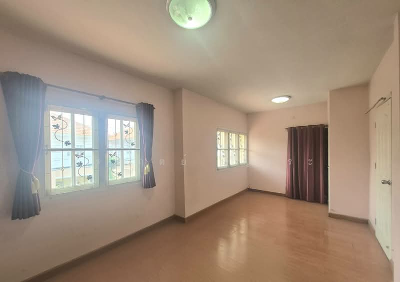 Baan Burirom Wongwaen - Pinklao บ้านบุรีรมย์ วงแหวน - ปิ่นเกล้า, Nonthaburi, Plai Bang, Bang Kruai, Nonthaburi, 3 Bedrooms, 140 sqm, Semi-Detached House (Twin House) For Sale, by กรกฤตย์ บุญสระ, 500223683 - DDproperty.com