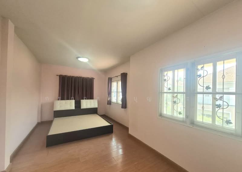 Baan Burirom Wongwaen - Pinklao บ้านบุรีรมย์ วงแหวน - ปิ่นเกล้า, Nonthaburi, Plai Bang, Bang Kruai, Nonthaburi, 3 Bedrooms, 140 sqm, Semi-Detached House (Twin House) For Sale, by กรกฤตย์ บุญสระ, 500223683 - DDproperty.com