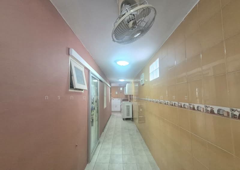 Baan Burirom Wongwaen - Pinklao บ้านบุรีรมย์ วงแหวน - ปิ่นเกล้า, Nonthaburi, Plai Bang, Bang Kruai, Nonthaburi, 3 Bedrooms, 140 sqm, Semi-Detached House (Twin House) For Sale, by กรกฤตย์ บุญสระ, 500223683 - DDproperty.com