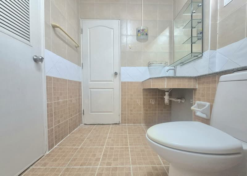 Baan Burirom Wongwaen - Pinklao บ้านบุรีรมย์ วงแหวน - ปิ่นเกล้า, Nonthaburi, Plai Bang, Bang Kruai, Nonthaburi, 3 Bedrooms, 140 sqm, Semi-Detached House (Twin House) For Sale, by กรกฤตย์ บุญสระ, 500223683 - DDproperty.com