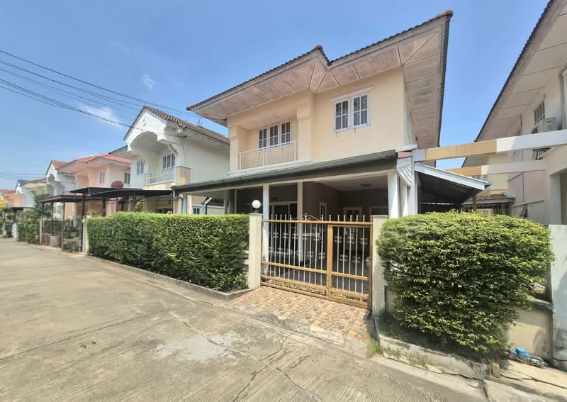 Baan Burirom Wongwaen - Pinklao บ้านบุรีรมย์ วงแหวน - ปิ่นเกล้า, Nonthaburi, Plai Bang, Bang Kruai, Nonthaburi, 3 Bedrooms, 140 sqm, Semi-Detached House (Twin House) For Sale, by กรกฤตย์ บุญสระ, 500223683 - DDproperty.com