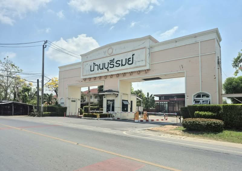 Baan Burirom Wongwaen - Pinklao บ้านบุรีรมย์ วงแหวน - ปิ่นเกล้า, Nonthaburi, Plai Bang, Bang Kruai, Nonthaburi, 3 Bedrooms, 140 sqm, Semi-Detached House (Twin House) For Sale, by กรกฤตย์ บุญสระ, 500223683 - DDproperty.com