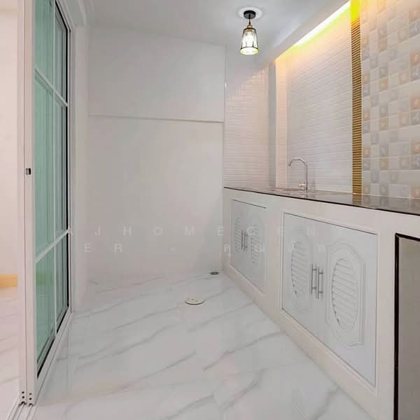 Baan Pruksa 3 Soi Watlatpladuk, Nonthaburi, Bang Khu Rat, Bang Bua Thong, Nonthaburi, 3 Bedrooms, 120 sqm, Townhouse For Sale, by AJHOMECENTER - คุณนัท, 500223720 - DDproperty.com