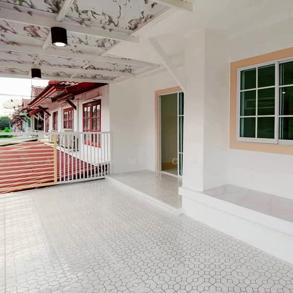 Baan Pruksa 3 Soi Watlatpladuk, Nonthaburi, Bang Khu Rat, Bang Bua Thong, Nonthaburi, 3 Bedrooms, 120 sqm, Townhouse For Sale, by AJHOMECENTER - คุณนัท, 500223720 - DDproperty.com