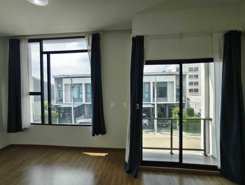 Grande Pleno Watcharapol-Sukhaphiban 5, Bangkok, Sukhapibal 5 Road, O-Ngoen, Sai Mai, Bangkok, 3 Bedrooms, 100 sqm, Townhouse For Sale, by ณัฐยา ศิริฐานนท์, 500223763 - DDproperty.com
