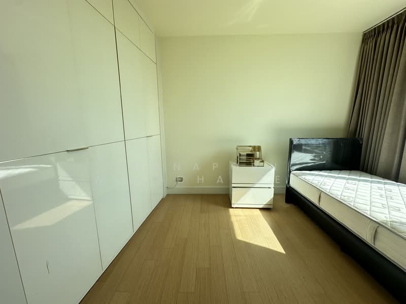 Watermark Chaophraya, Bangkok, Soi Charoennakorn 39-41, Charoennakorn Road, Bang Lam Phu Lang, Khlong San, Bangkok, 3 Bedrooms, 145 sqm, Condo For Rent, by Thanaporn Wongcharoen, 500223771 - DDproperty.com