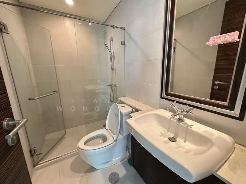 Watermark Chaophraya, Bangkok, Soi Charoennakorn 39-41, Charoennakorn Road, Bang Lam Phu Lang, Khlong San, Bangkok, 3 Bedrooms, 145 sqm, Condo For Rent, by Thanaporn Wongcharoen, 500223771 - DDproperty.com