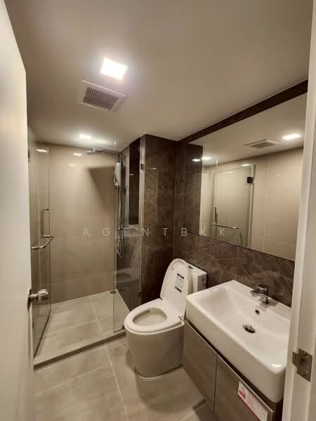 The Tree Pattanakarn-Ekkamai, Bangkok, 89 Phatthanakan Road, Suan Luang, Suan Luang, Bangkok, 1 Bedroom, 37 sqm, Condo For Rent, by Agentbkk, 500223789 - DDproperty.com