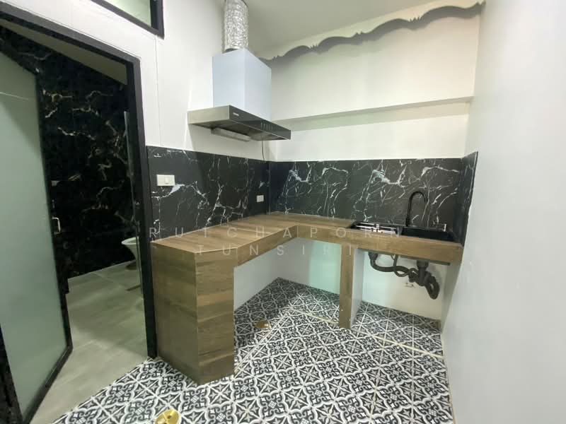 ให้เช่า - ทาวน์เฮ้าส์ให้เช่า – โซนสุเทพ | เมืองเชียงใหม่ ค่าเช่า 18,000 บาท / เดือน รหัสทรัพย์ : No.3H070, เชียงใหม่