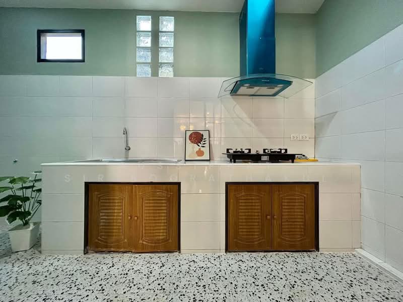 townhome for sale Pannathorn 3 Village, Praprapanimit pattaya, Chon Buri (Pattaya), Bang Lamung, Bang Lamung (Pattaya), Chon Buri (Pattaya), 2 Bedrooms, 72 sqm, Townhouse For Sale, by Saimaii Russiphat, 500223798 - DDproperty.com