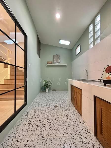 townhome for sale Pannathorn 3 Village, Praprapanimit pattaya, Chon Buri (Pattaya), Bang Lamung, Bang Lamung (Pattaya), Chon Buri (Pattaya), 2 Bedrooms, 72 sqm, Townhouse For Sale, by Saimaii Russiphat, 500223798 - DDproperty.com