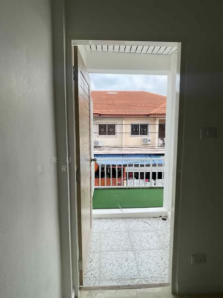 townhome for sale Pannathorn 3 Village, Praprapanimit pattaya, Chon Buri (Pattaya), Bang Lamung, Bang Lamung (Pattaya), Chon Buri (Pattaya), 2 Bedrooms, 72 sqm, Townhouse For Sale, by Saimaii Russiphat, 500223798 - DDproperty.com