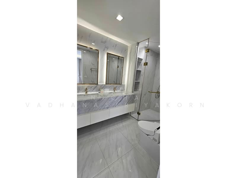 Noble BE33, Bangkok, 19 Soi Sukhumvit 33, Khlong Tan Nua, Watthana, Bangkok, 3 Bedrooms, 136 sqm, Condo For Rent, by Nicha Vadhanasiriyakorn, 500223808 - DDproperty.com