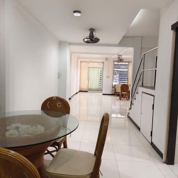 บ้าน ใกล้เซ็นทรัลบางนา, Bangkok, Bang Na Nuea, Bang Na, Bangkok, 3 Bedrooms, 70 sqm, Townhouse For Rent, by Sea Saikeaw, 500223826 - DDproperty.com