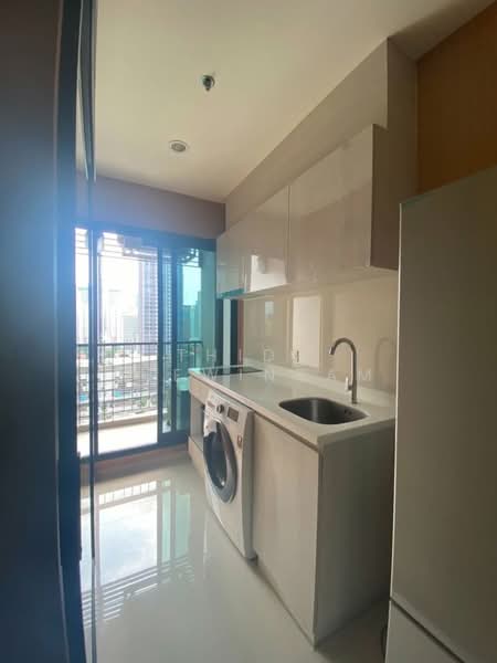 Life Asoke, Bangkok, Asoke-Dindang Road, Bang Kapi, Huai Khwang, Bangkok, 1 Bedroom, 30 sqm, Condo For Rent, by Thida Thewinram, 500223847 - DDproperty.com