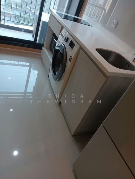 Life Asoke, Bangkok, Asoke-Dindang Road, Bang Kapi, Huai Khwang, Bangkok, 1 Bedroom, 30 sqm, Condo For Rent, by Thida Thewinram, 500223847 - DDproperty.com