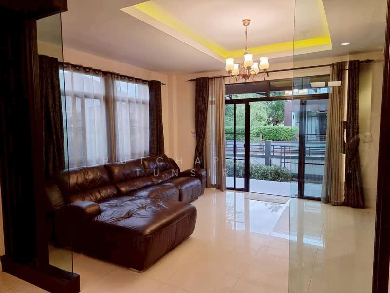 บ้านสวยในโครงการ ให้เช่า – ใกล้กาดฝรั่งเพียง 5 นาที ค่าเช่า 55,000 บาท /เดือน รหัสทรัพย์ : No.14H976, Chiang Mai, Ban Waen, Hang Dong, Chiang Mai, 4 Bedrooms, 374 sqm, Single Detached House For Rent, by Rutchaporn Tunsiri, 500223868 - DDproperty.com